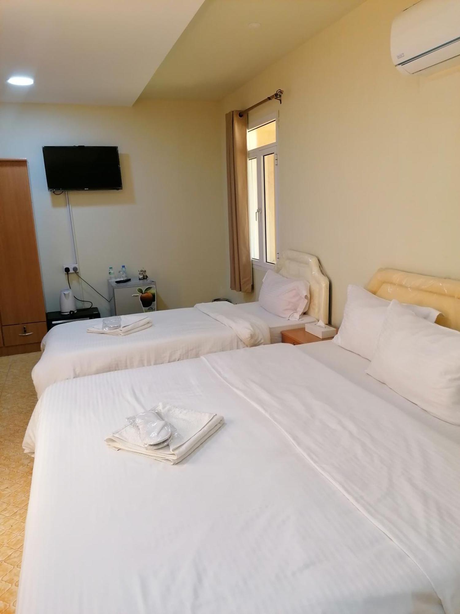 Alshumukh Guesthouse Al Ghalilah Zimmer foto