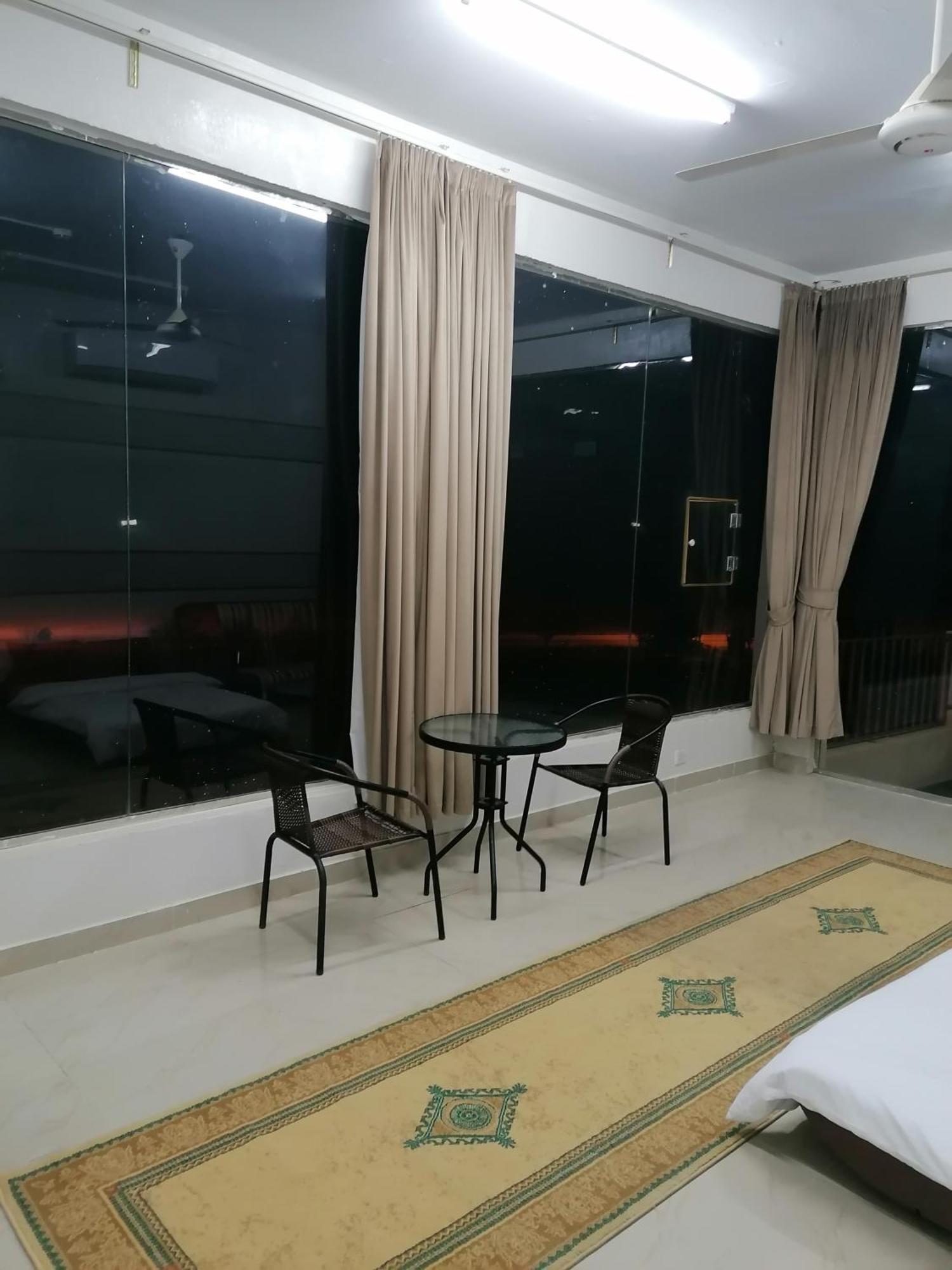 Alshumukh Guesthouse Al Ghalilah Zimmer foto